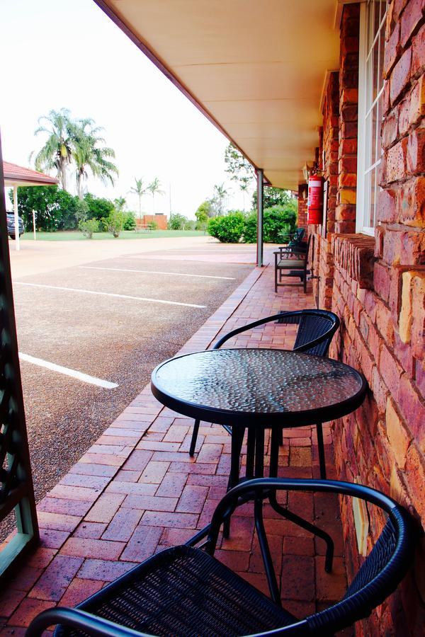 Childers Gateway Motor Inn Buitenkant foto
