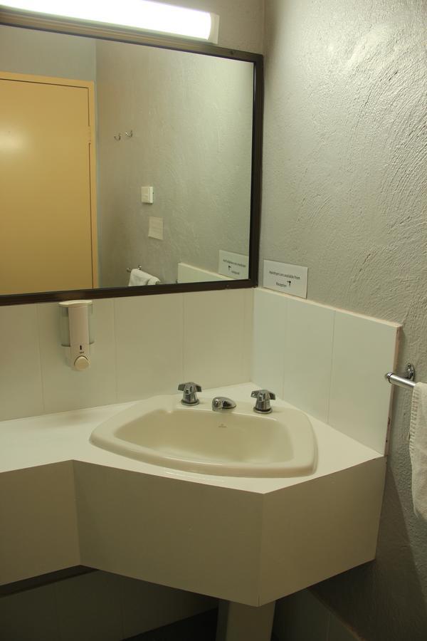 Childers Gateway Motor Inn Buitenkant foto