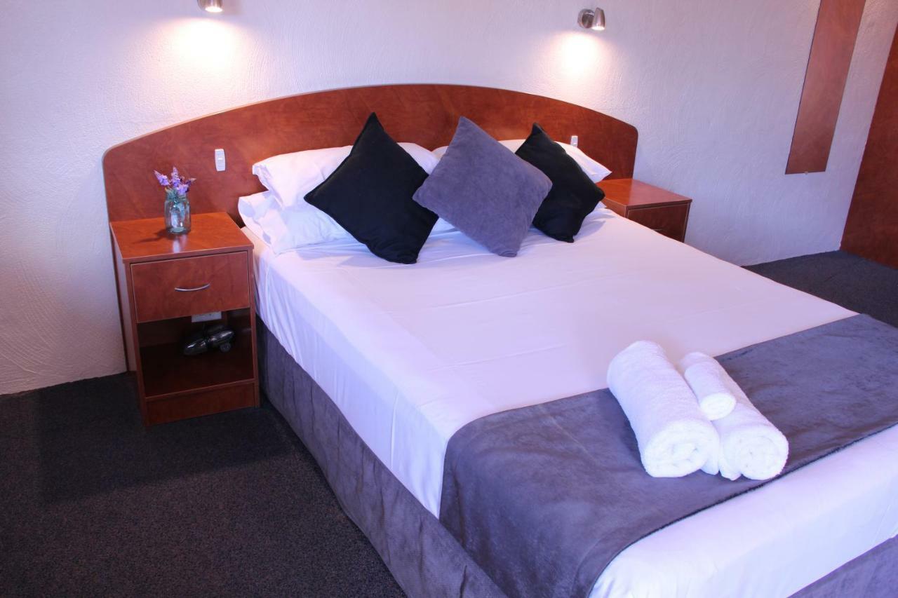 Childers Gateway Motor Inn Buitenkant foto