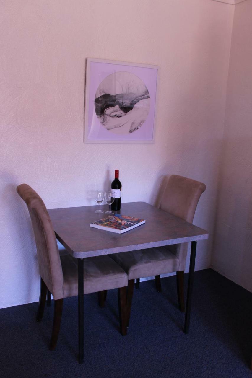 Childers Gateway Motor Inn Buitenkant foto