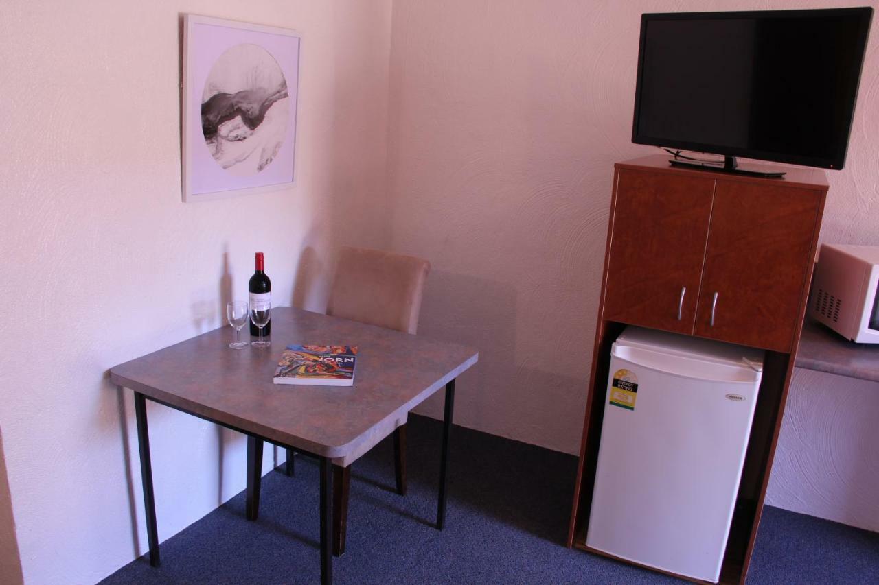 Childers Gateway Motor Inn Buitenkant foto