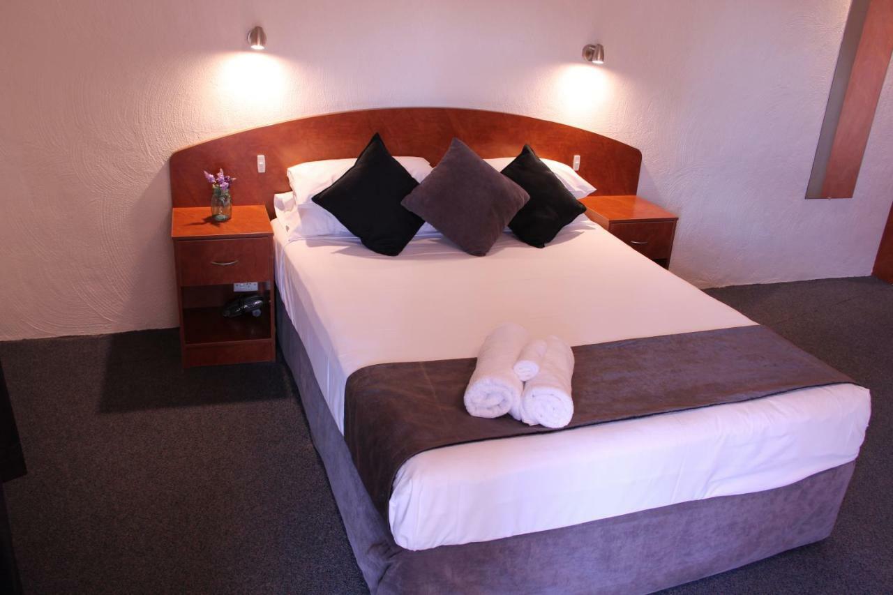 Childers Gateway Motor Inn Buitenkant foto